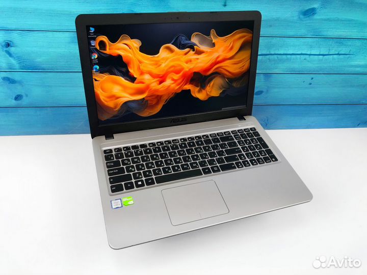 Ноутбук Asus Intel / Geforce / SSD