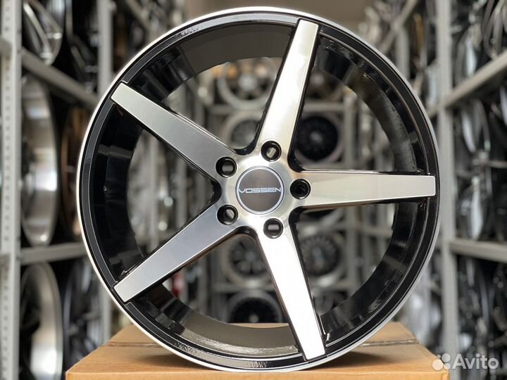 Диски Vossen VPS-303 R17 7.5j et+33 5*114.3