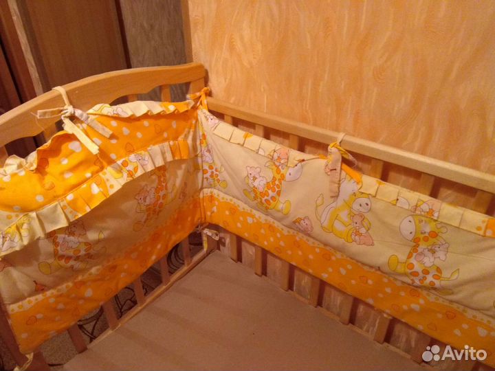 Бортики в кроватку