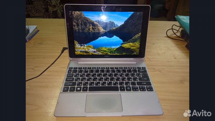 Планшет-ноутбук Acer switch 10