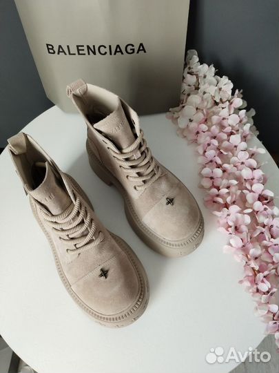 Ботинки полуботинки берцы Balenciaga натуральные