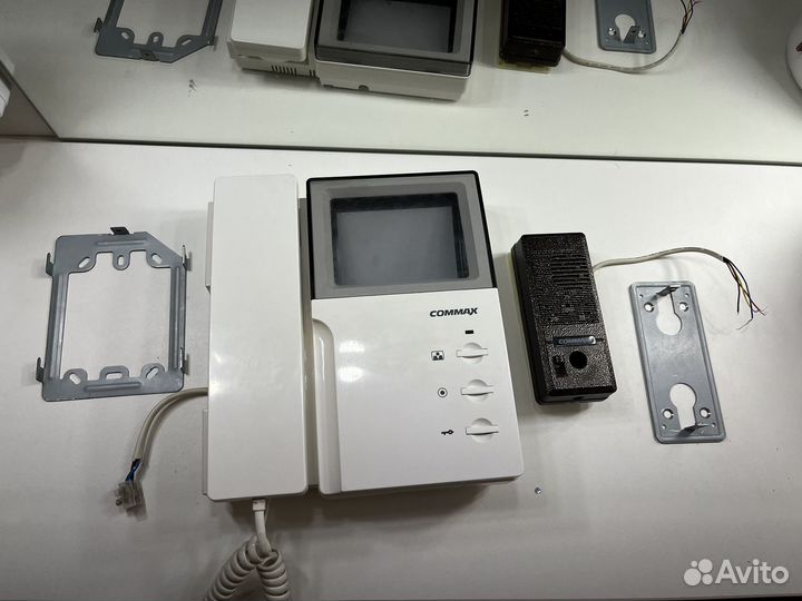 Домофон и вызывная панель на запчасти Commax