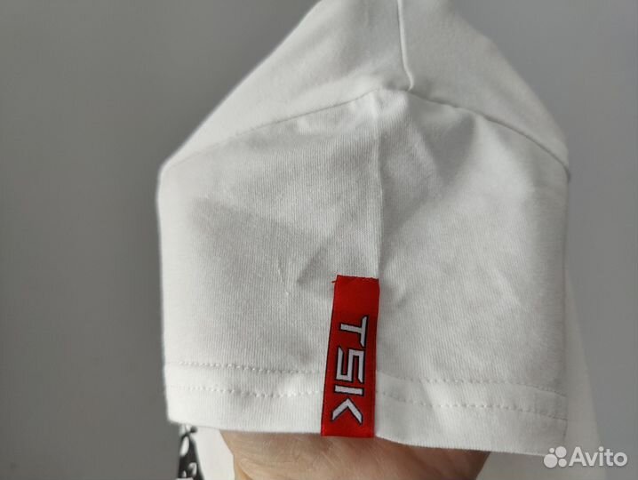 Футболка Tesla новая на мальчика размер 116