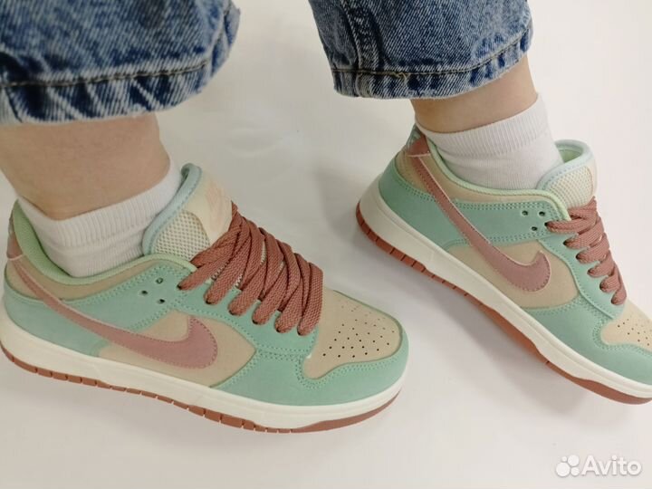 Кроссовки женские Nike sb Dunk low