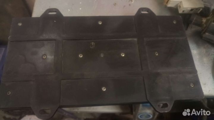 Блок предохранителей маз