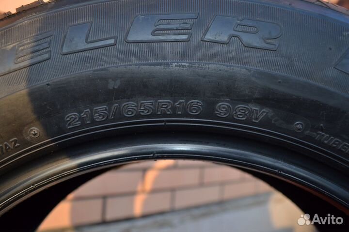 Bridgestone Dueler A/T 215/65 R16