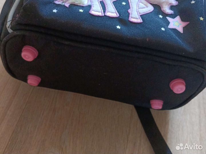 Рюкзак школьный