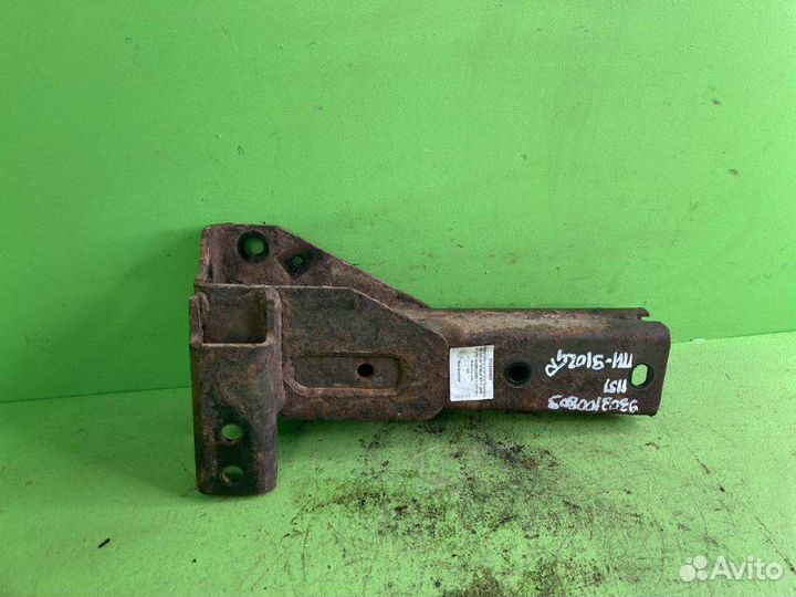 Кронштейн усилителя бампера mercedes-benz actros M