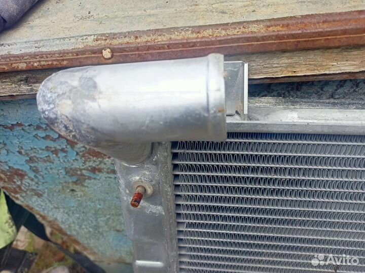 Радиатор охлаждения на газель бизнес