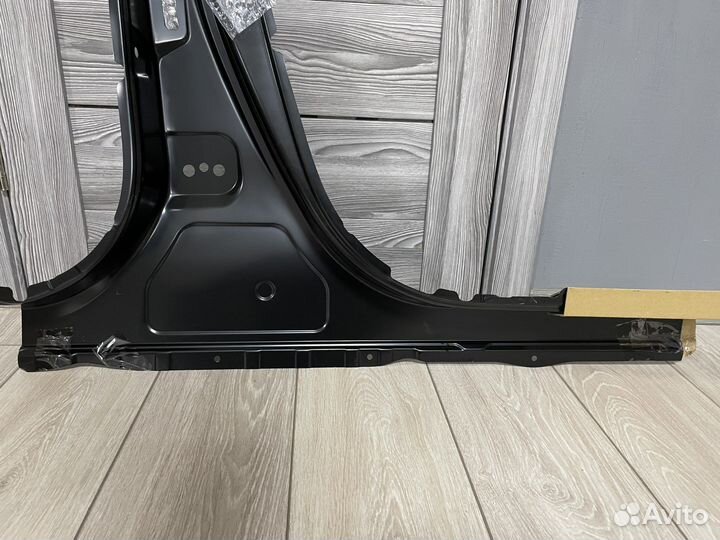 Стойка кузова Lexus RX