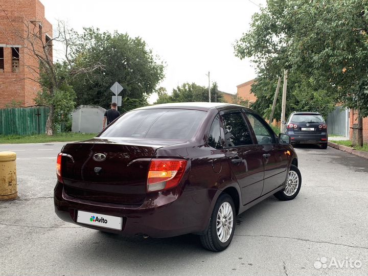 LADA Granta 1.6 AT, 2012, 272 140 км