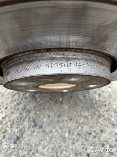 Тормозные диски и суппорта на Lexus is250