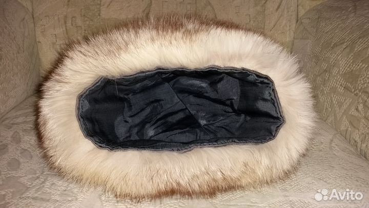 Шапка женская б/у из песца 46 размера