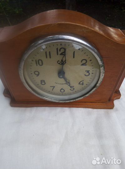 Часы настольные механические счз