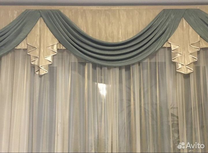 Шторы с ламбрекеном бу. В отличном состоянии