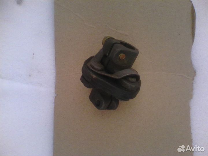 Карданчик рулевой колонки в сборе - Дэу Нексия