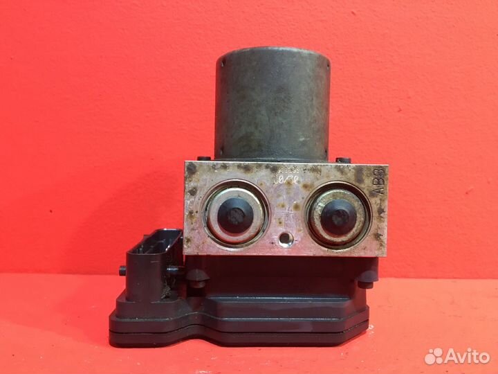 Блок ABS для Kia Soul G4FC 1.6, dohc (Б/У)