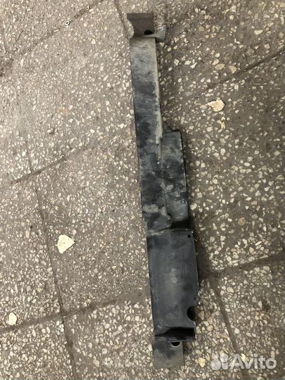 Диффузор радиатора Skoda Octavia A5 дорест