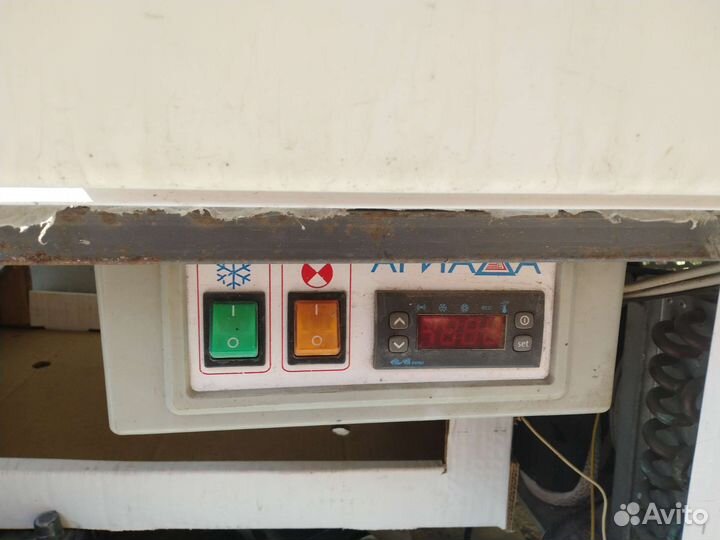 Холодильник рабочий на запчасти