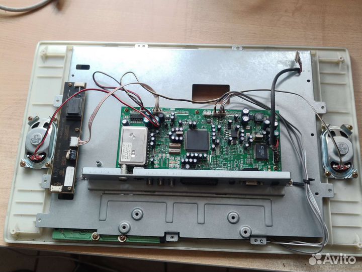 Телевизор techno TS-LCD-1505 на запчасти