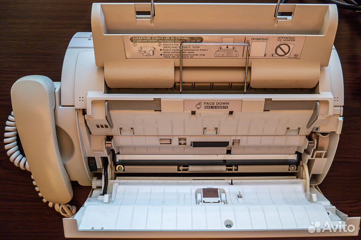 Факс Panasonic KX-FP218RU