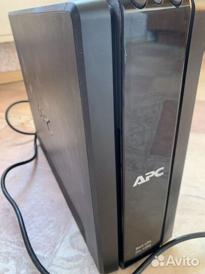 Ибп APC Back-UPS Pro 1200