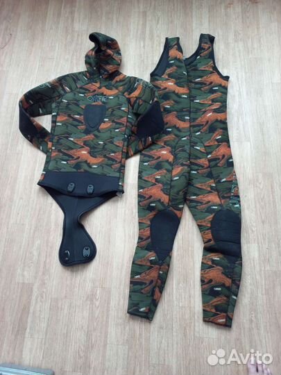 Костюм для дайвинга