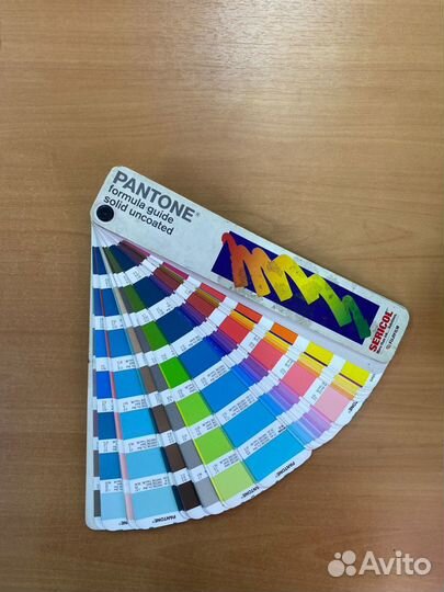 Веер Pantone formula guide