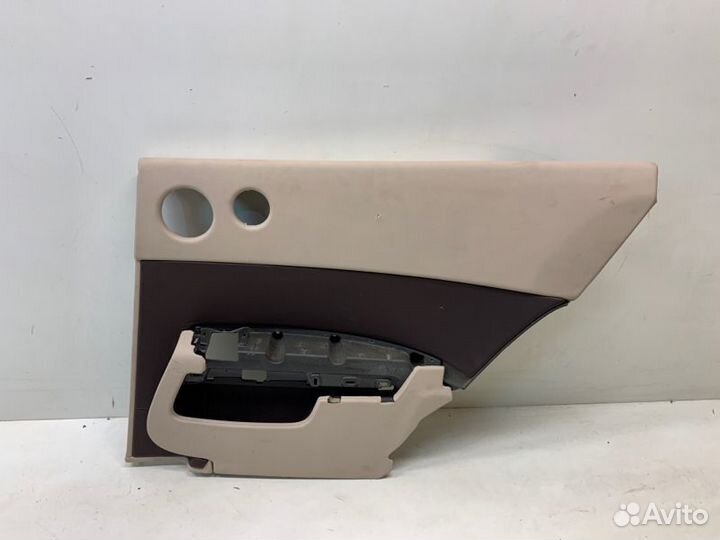 Обшивка салона задняя правая Rolls-Royce Wraith