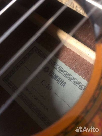 Классическая гитара yamaha c40