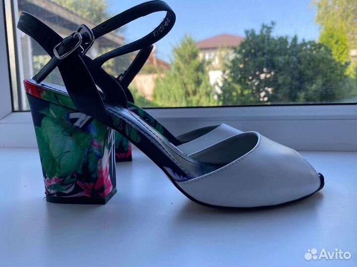 Босоножки женские 39 размер натуральная кожа