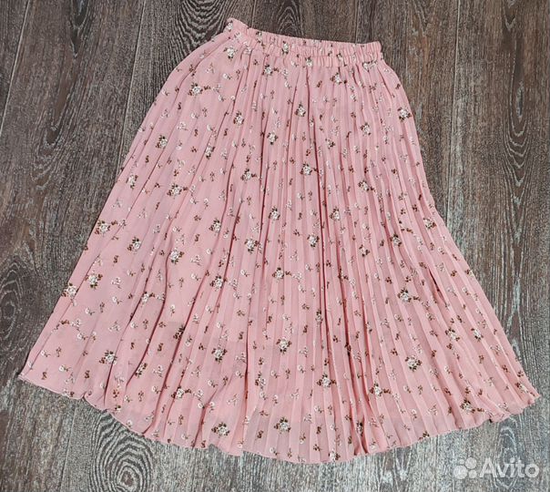 Юбка + 2 блузки 44 размер