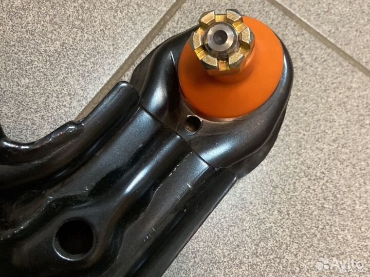 Рычаг подвески левый nissan maxima, cefiro A32