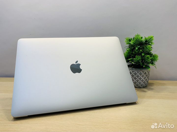 Apple MacBook Pro 13 2019
