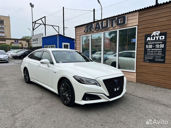 Toyota Crown, 2019