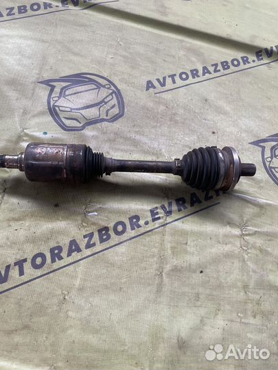 Привод передний правый Mercedes w211