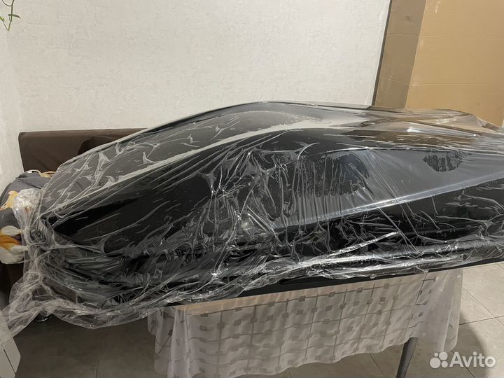 Автобокс на крышу черный глянцевый