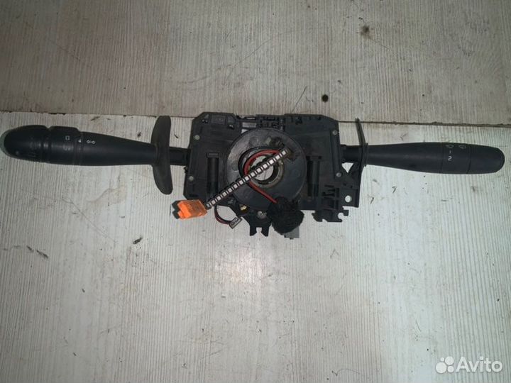 Блок подрулевых переключателей Renault Symbol