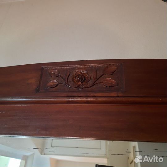 Трюмо с зеркалом старинное