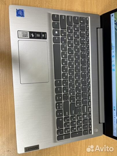 Lenovo ideapad 3 15igl05