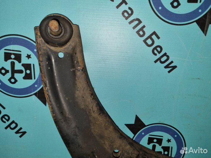 Рычаг передний нижний правый Kia Rio