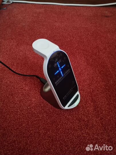 Зарядная станция для iPhone