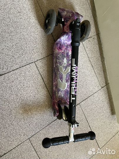 Самокат Triumf active