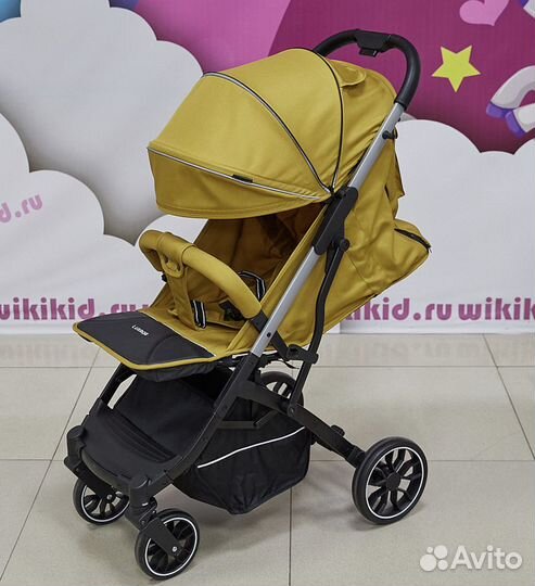 Коляска прогулочная Luxmom V3