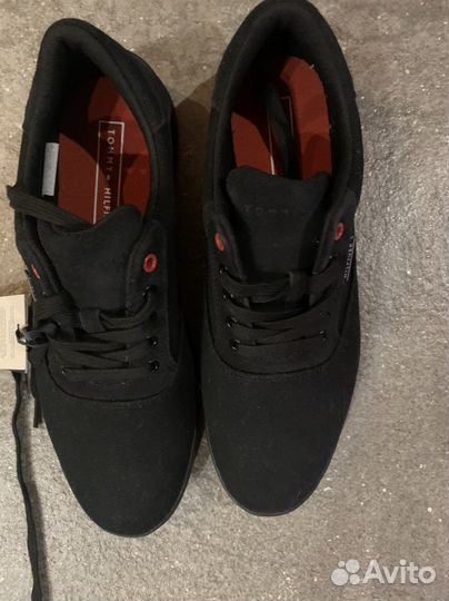 Кроссовки мужские Tommy Hilfiger, 42новые