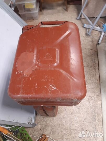 Канистра металлическая 20 л