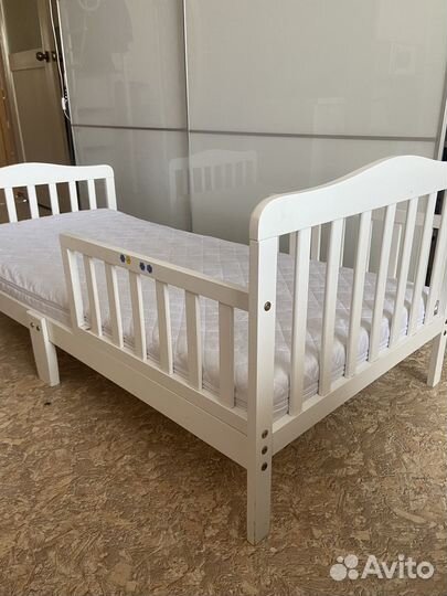 Кровать детская