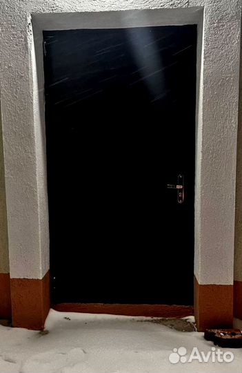 Входная дверь
