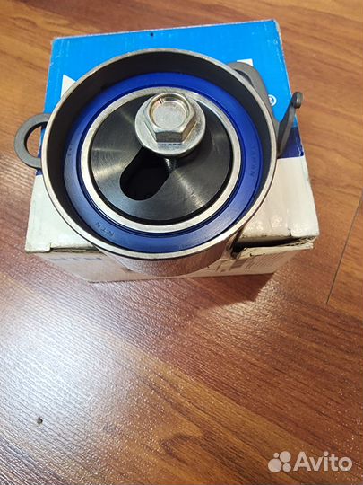 Ролик ремня грм toyota land cruiser / hilux 84- 2