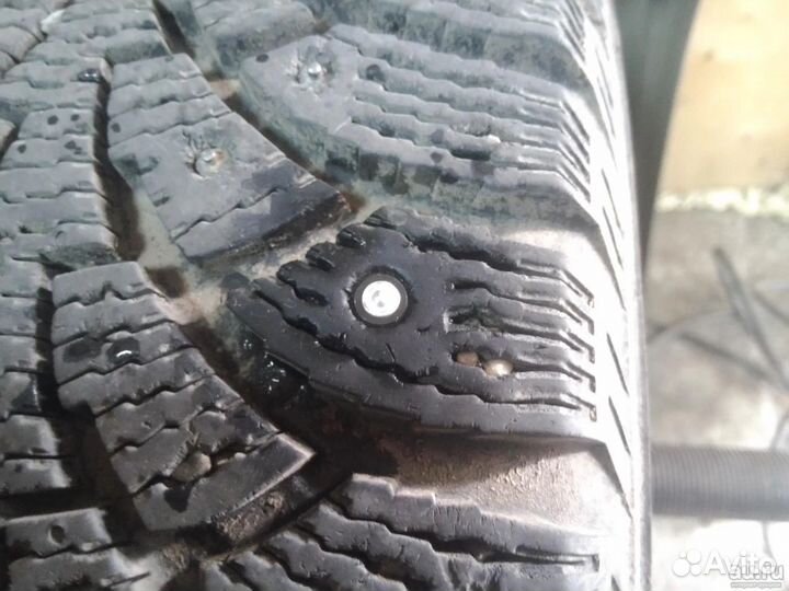 Дошиповка зимних шин ремонтными шипами